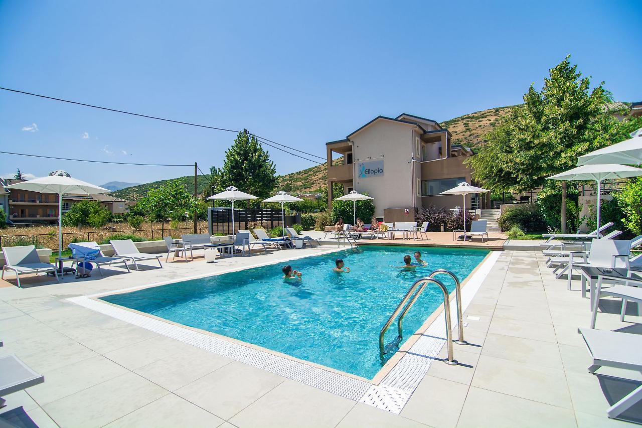 Ellopia Point Hotel Ioannina Exterior photo