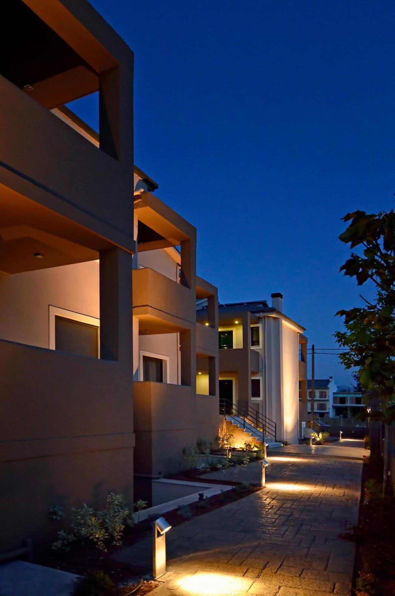 Ellopia Point Hotel Ioannina Exterior photo